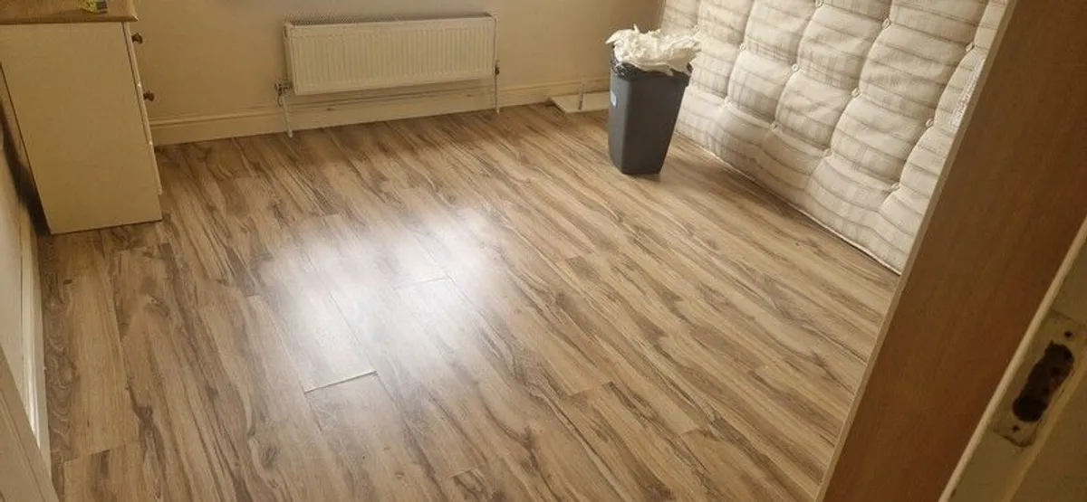 laminate flooring - Image 4
