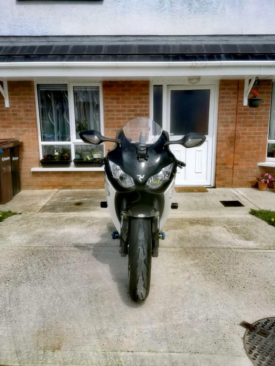 Honda cbr 1000rr sc59 - Image 3