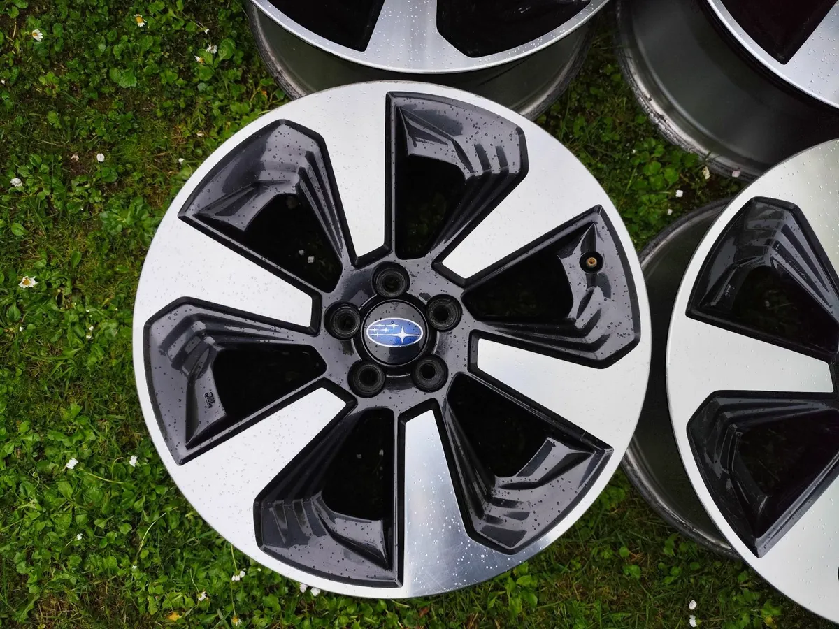Subaru alloy wheels - Image 2