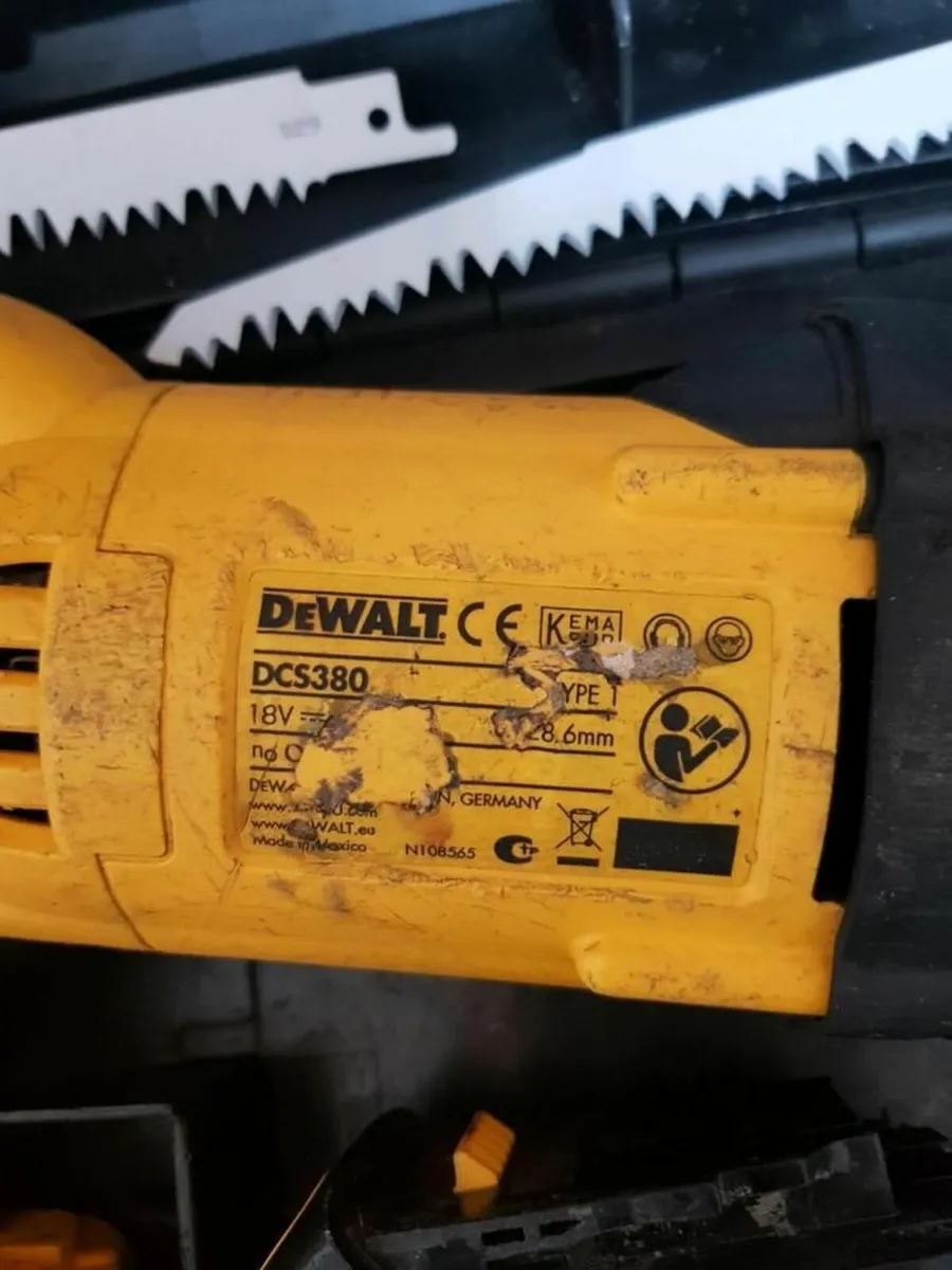 Dewalt DCS 380 cordless 18V - Image 1