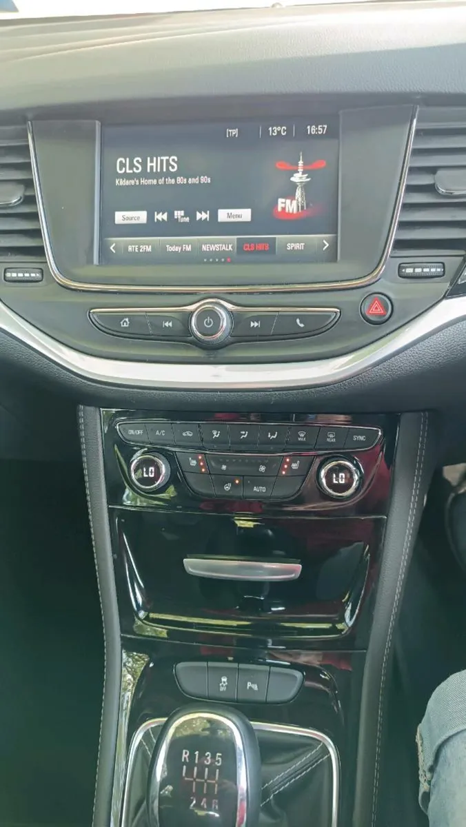 2017 Opel Astra (top spec model) - Image 3