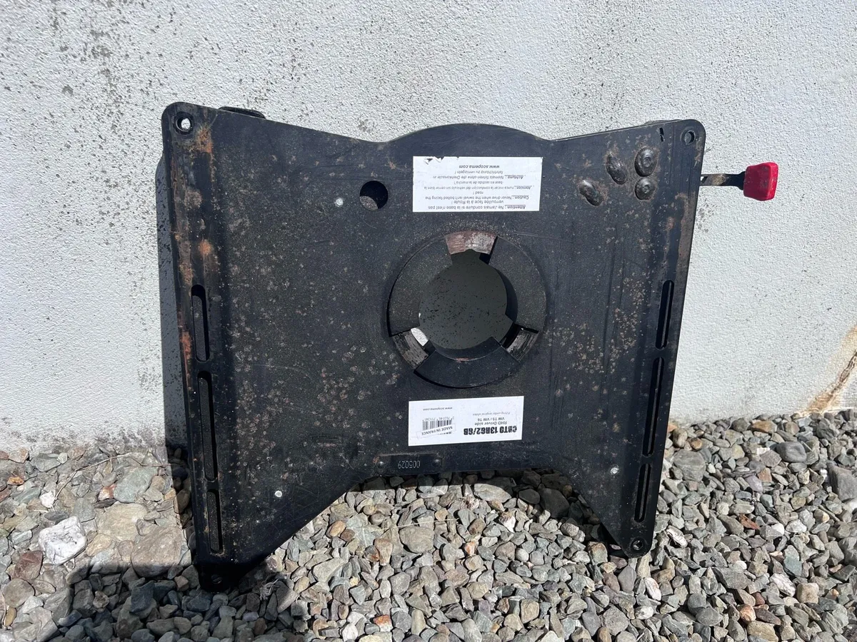 VW T5/6 double swivel base and single drivers swiv - Image 3