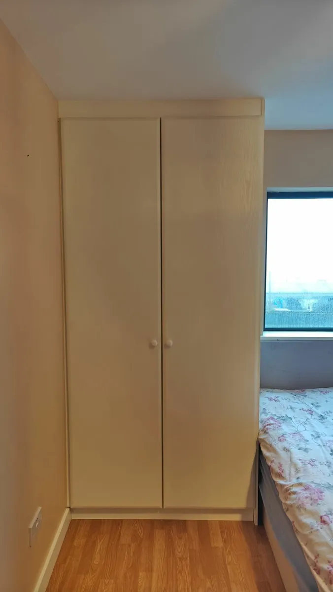 White Wardrobe - Image 3