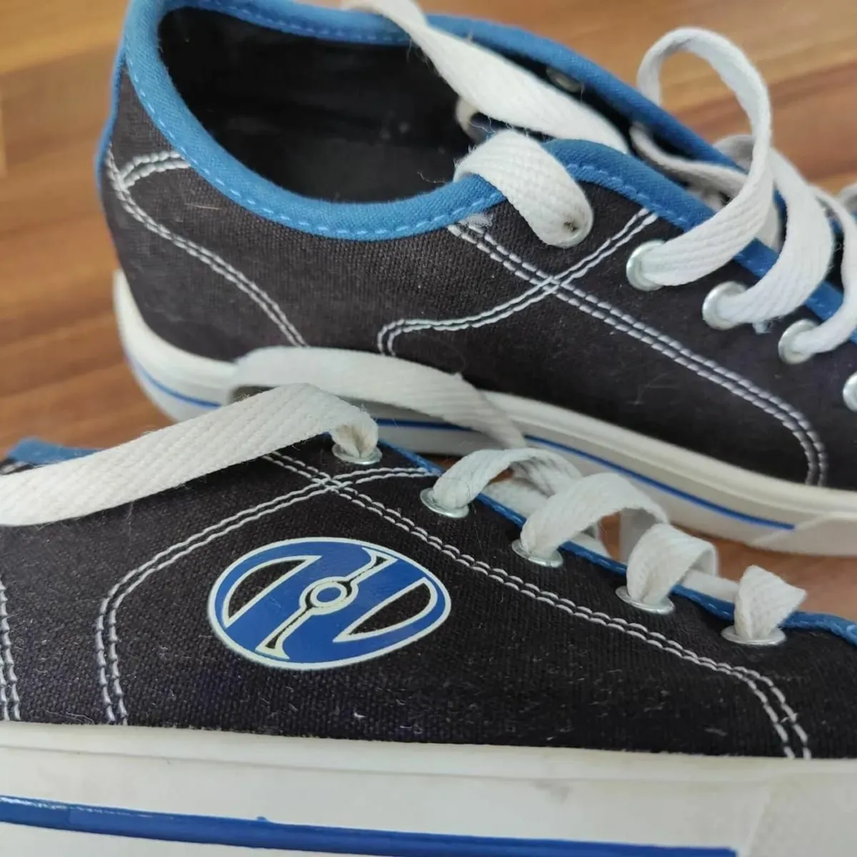 Heelys - Image 3