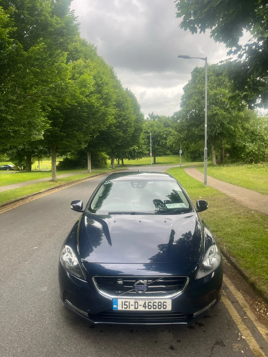 Volvo v40 - Image 4