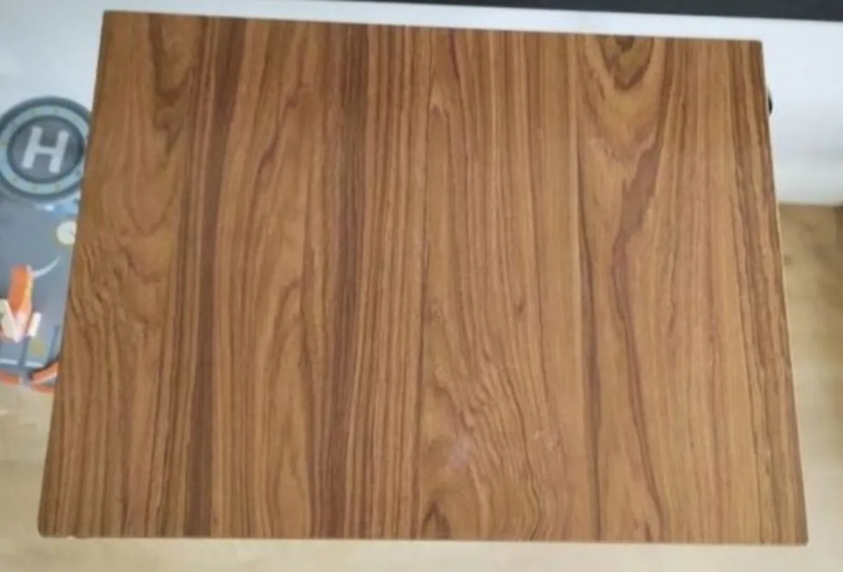 Desk - Image 1