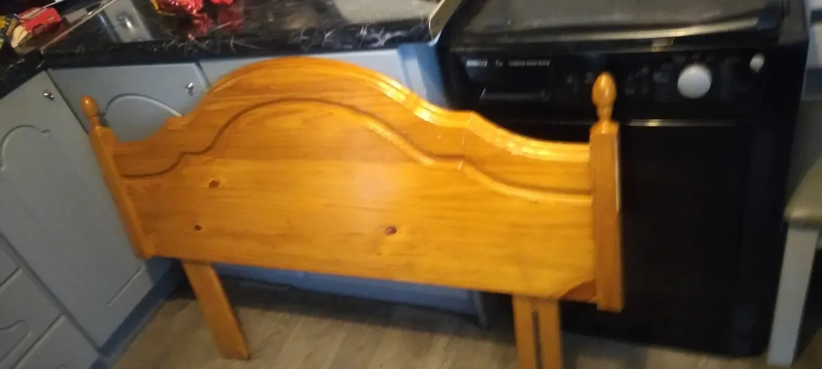 Double bed headboards in great condition 40e - Image 3