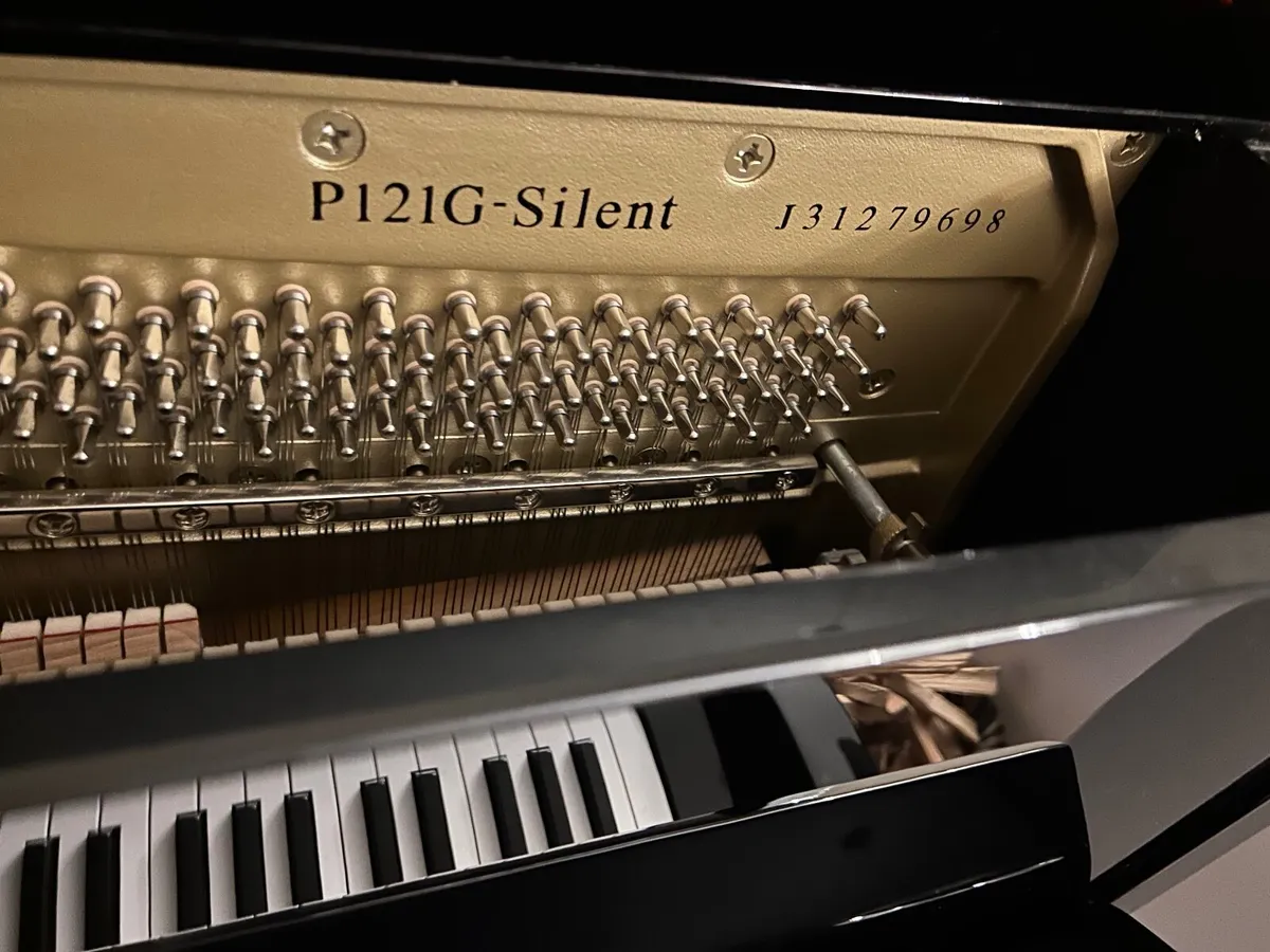 Yamaha P121G Silent Piano - Image 2