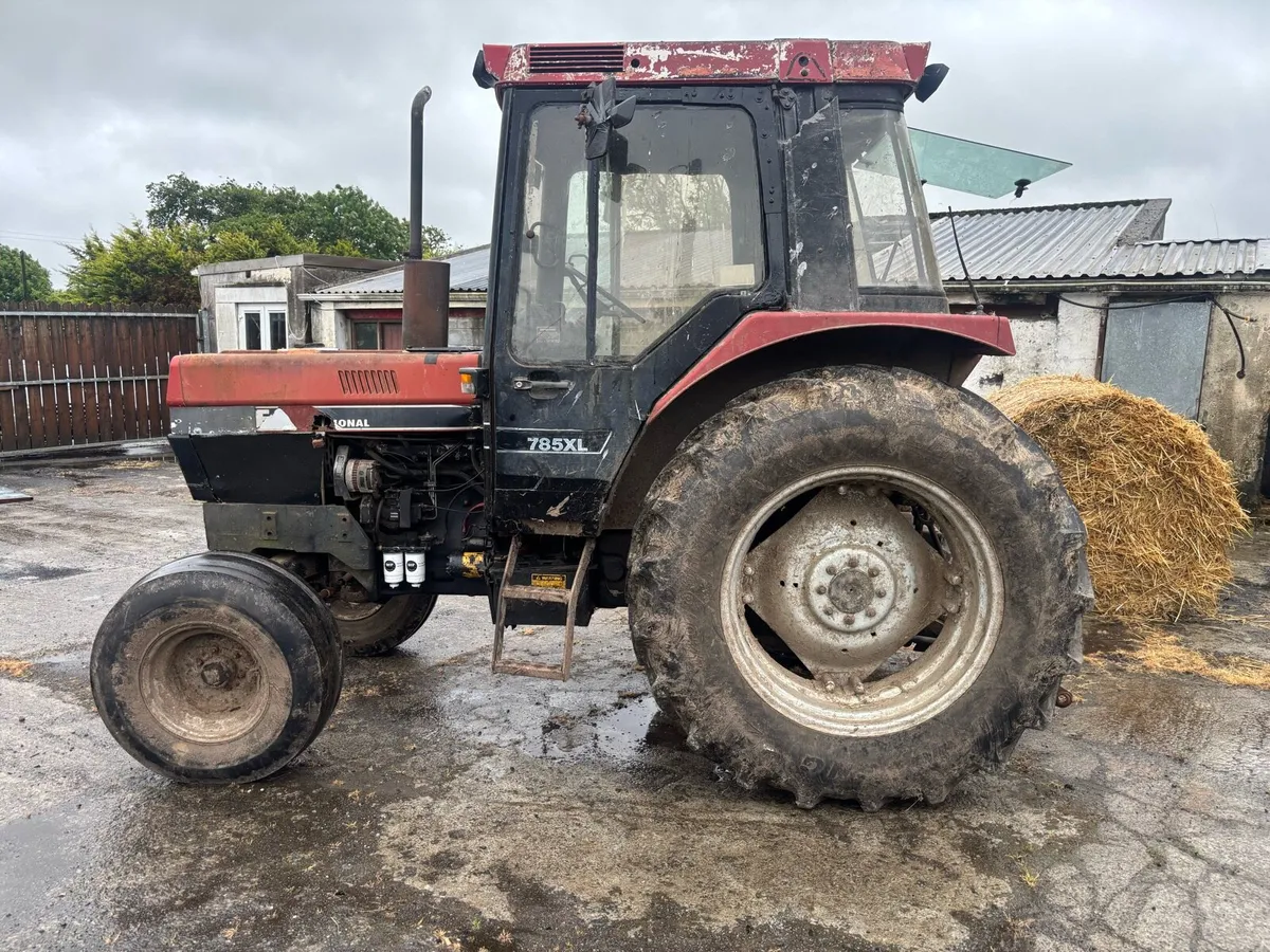 Tractor needs work done - Image 4