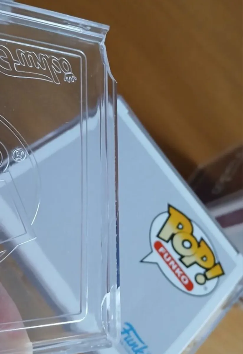 Funko UV Hard Protectors X2 - Slight Damage - Image 2