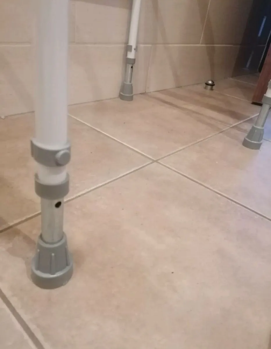 Toilet Frame - Image 4