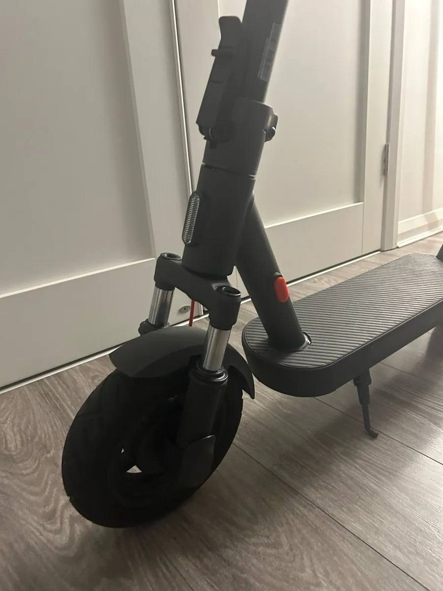 Electric scooter - Image 4