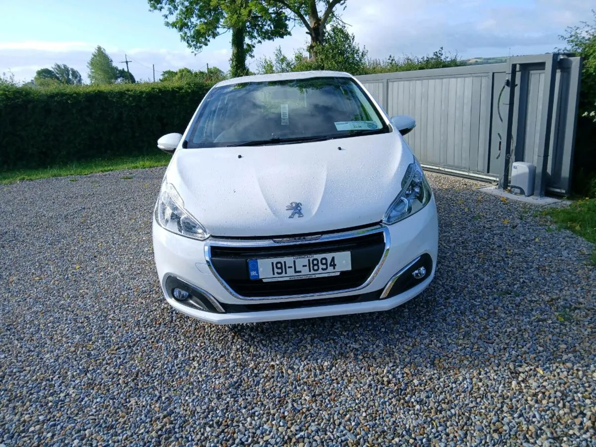 PEUGEOT 208 DIESEL NCT 2/27 TAX 2/26 - Image 2