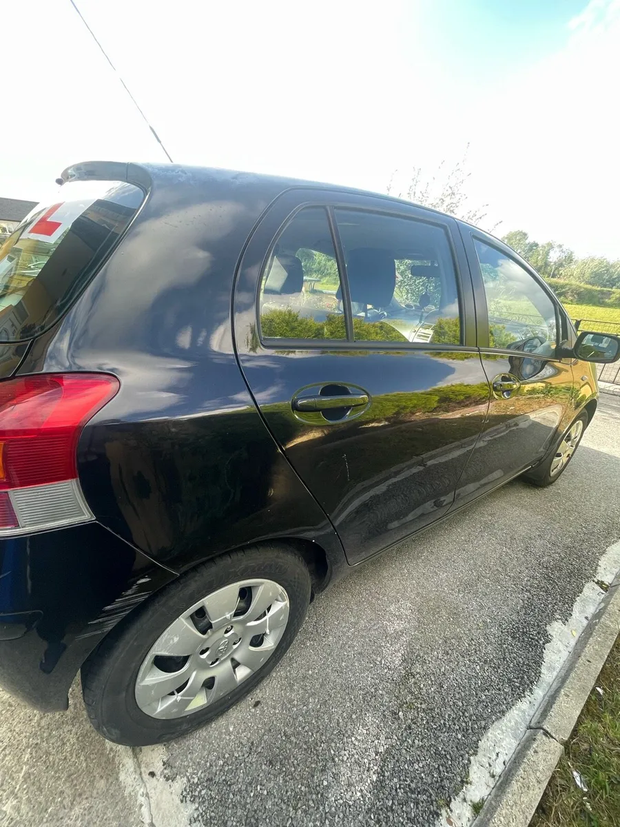 Toyota Yaris - Image 2