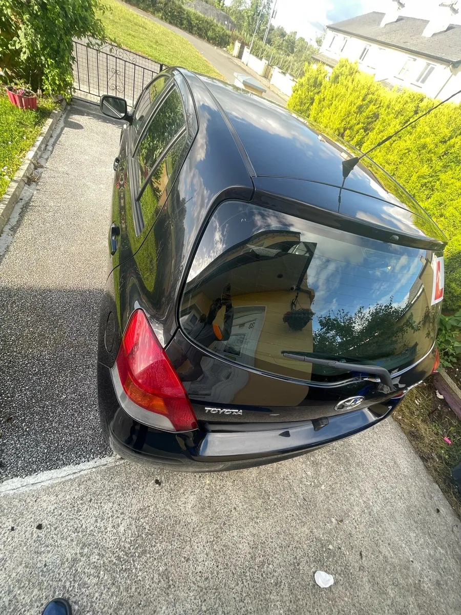 Toyota Yaris - Image 3