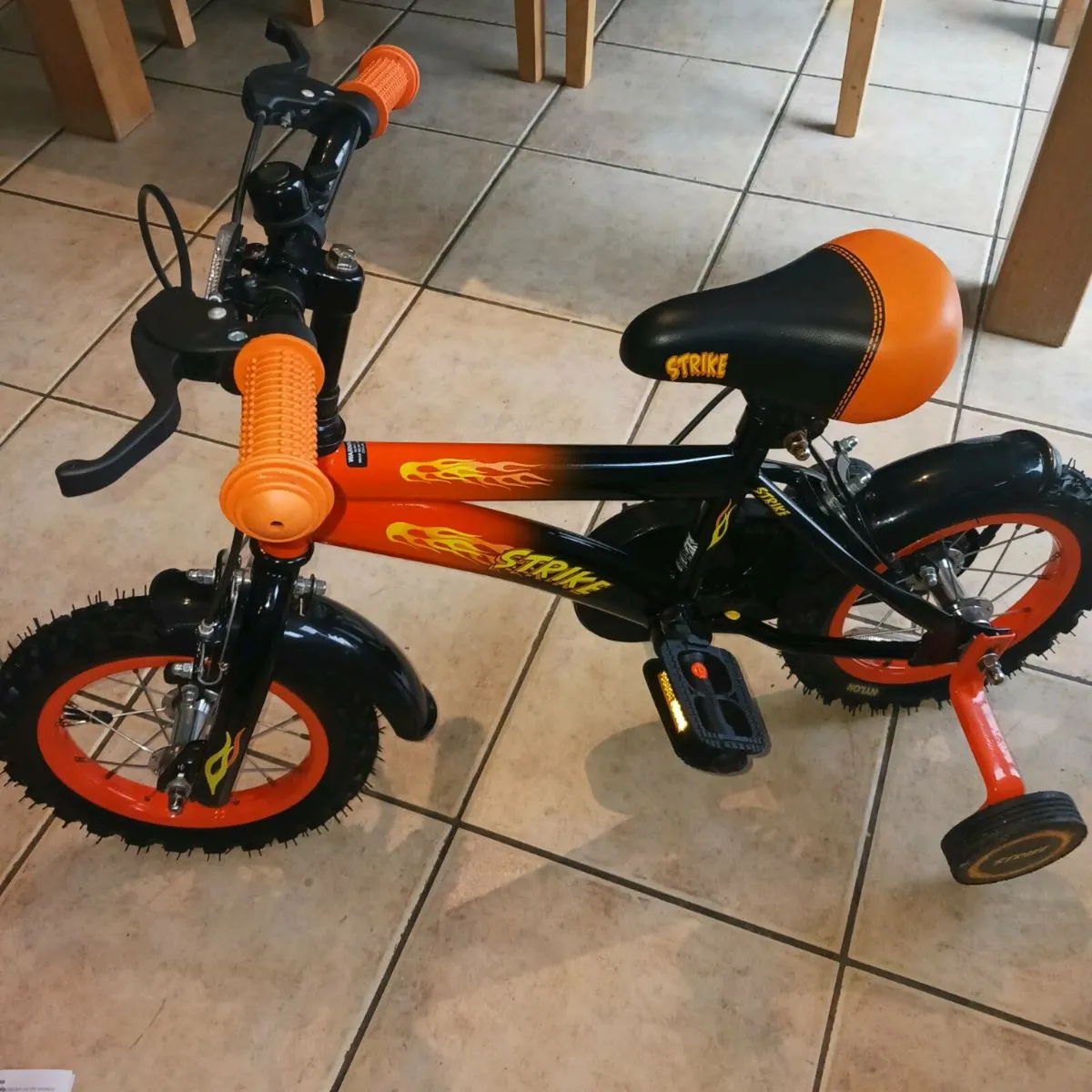 Kids bike 12inch - Image 2