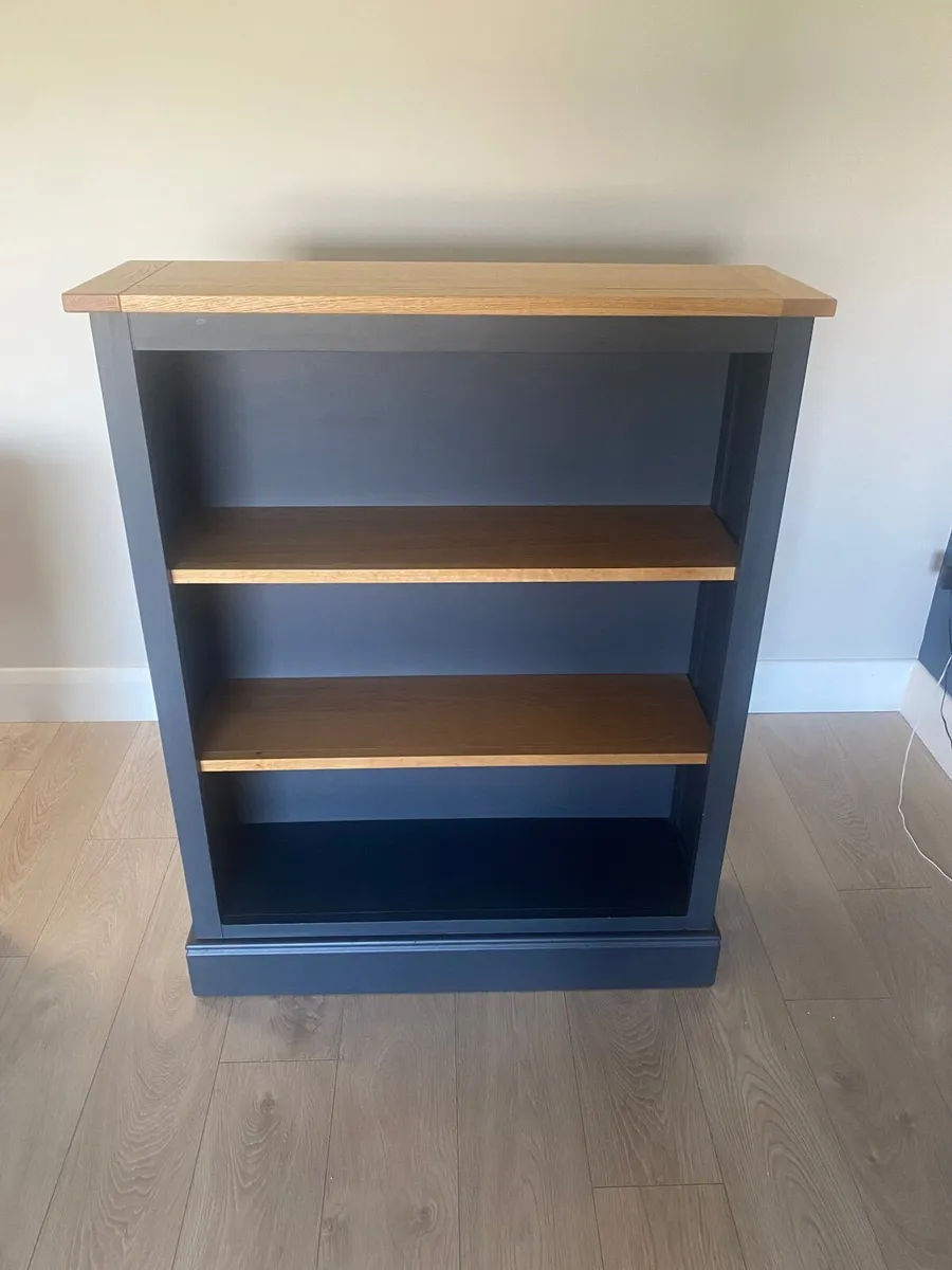 Bookshelf - Image 2