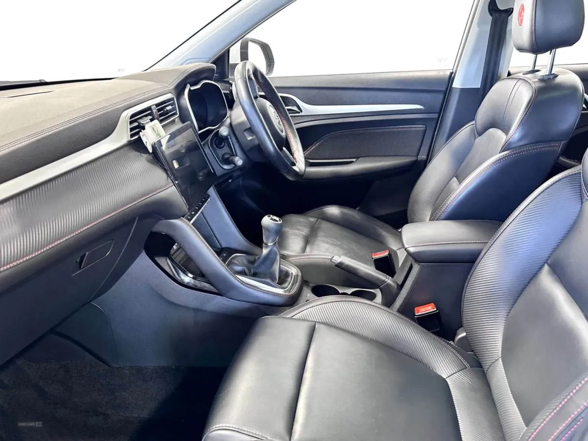 MG ZS 1.0 ZS Exclusive Tgdi 5dr - Image 3