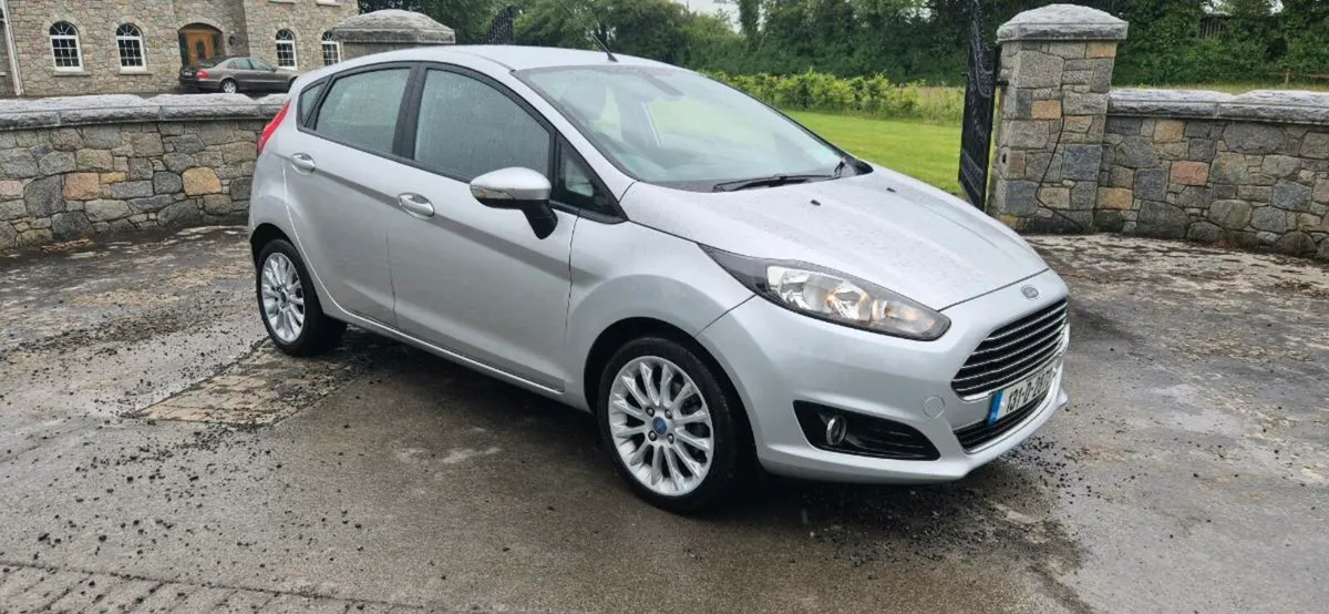 2013 Ford Fiesta - Image 1