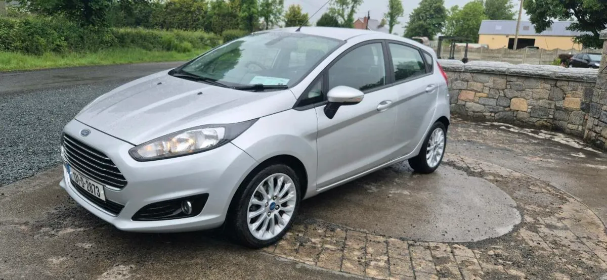 2013 Ford Fiesta - Image 2