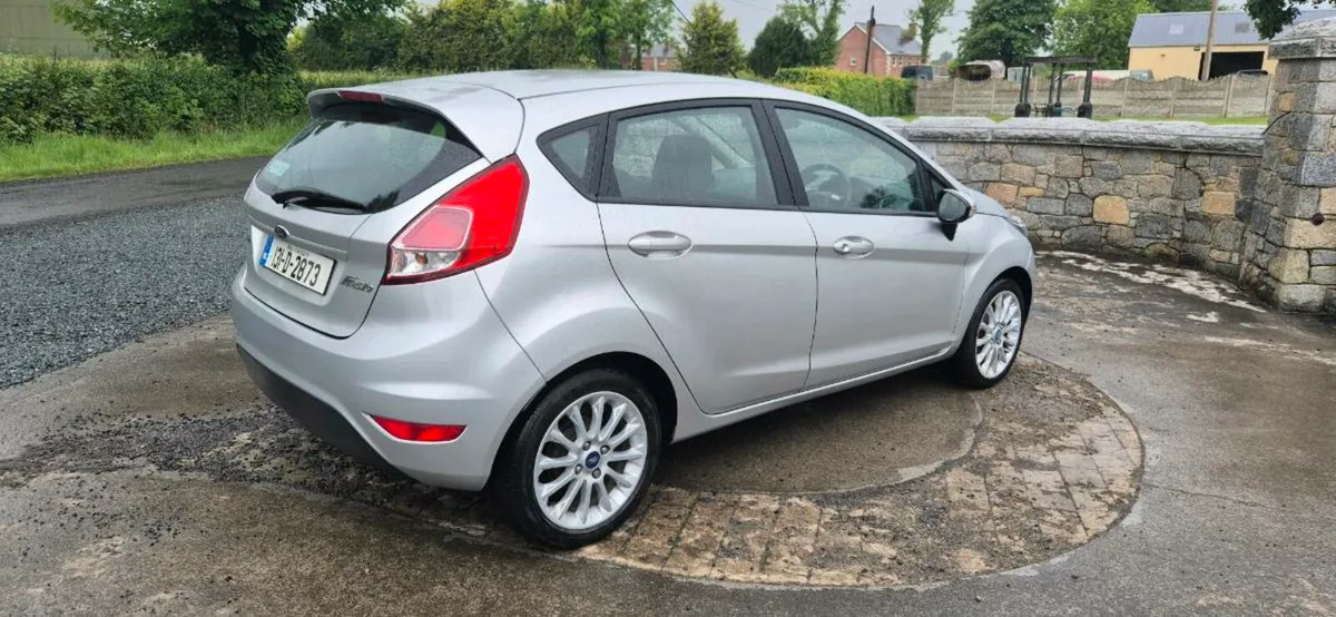 2013 Ford Fiesta - Image 4