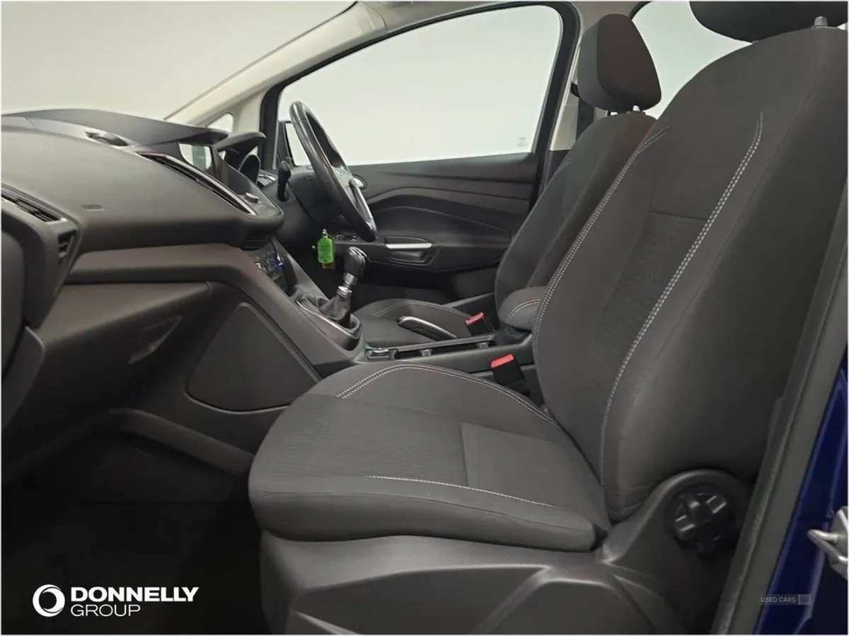 Ford C-MAX 1.0 Ecoboost 125 Zetec 5dr - Image 4