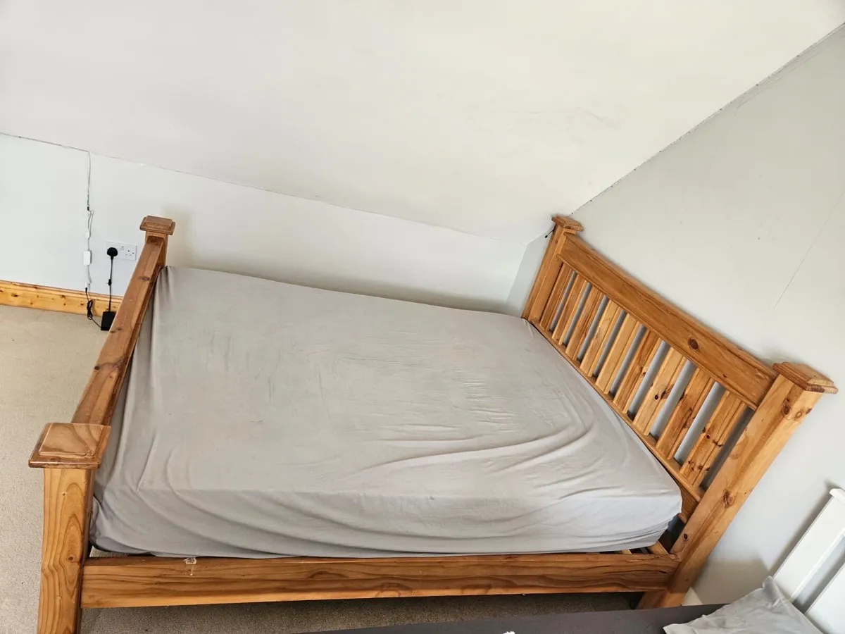 Bed - Image 2