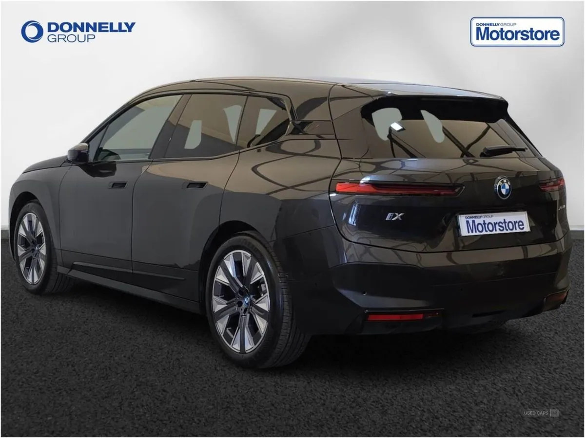 BMW IX 240kW Xdrive40 Sport Edition 76.6kwh 5dr A - Image 2