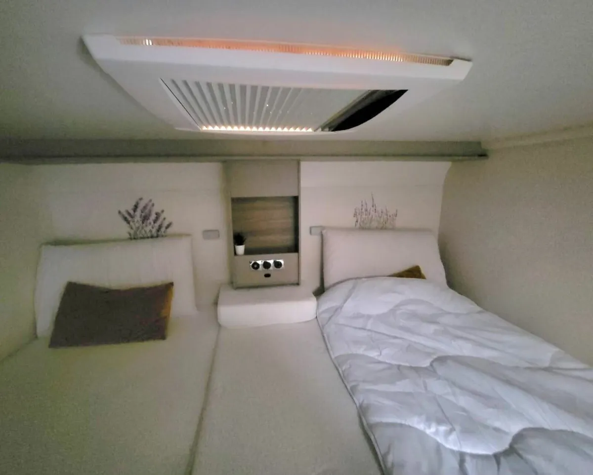 Motorhome - Image 2