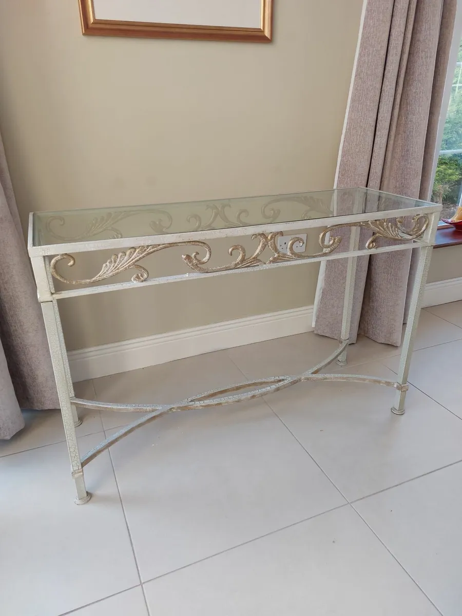 Console Table - Image 3