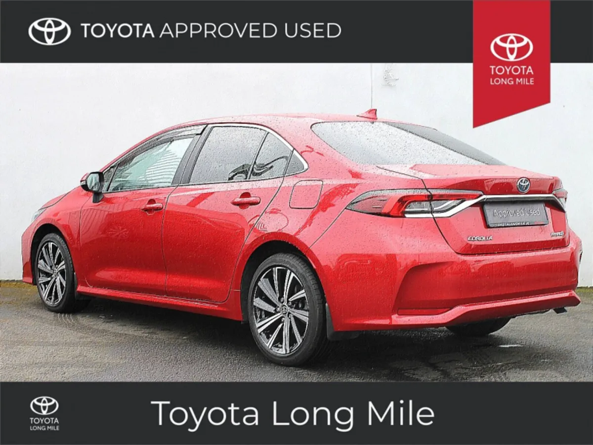 Toyota Corolla 1.8 Hybrid Luna Sport 4dr - Image 2