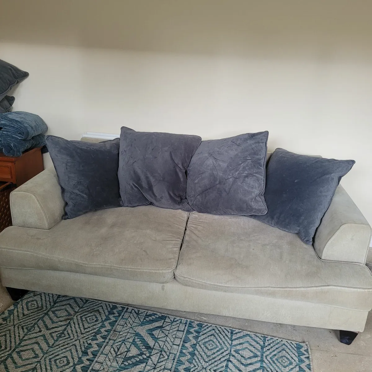 Couch - Image 1
