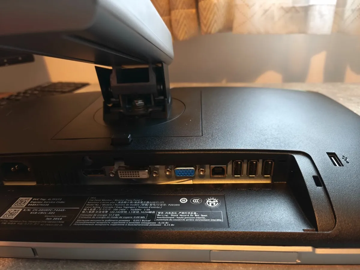 20 Inch Dell Computer Monitor - Image 2