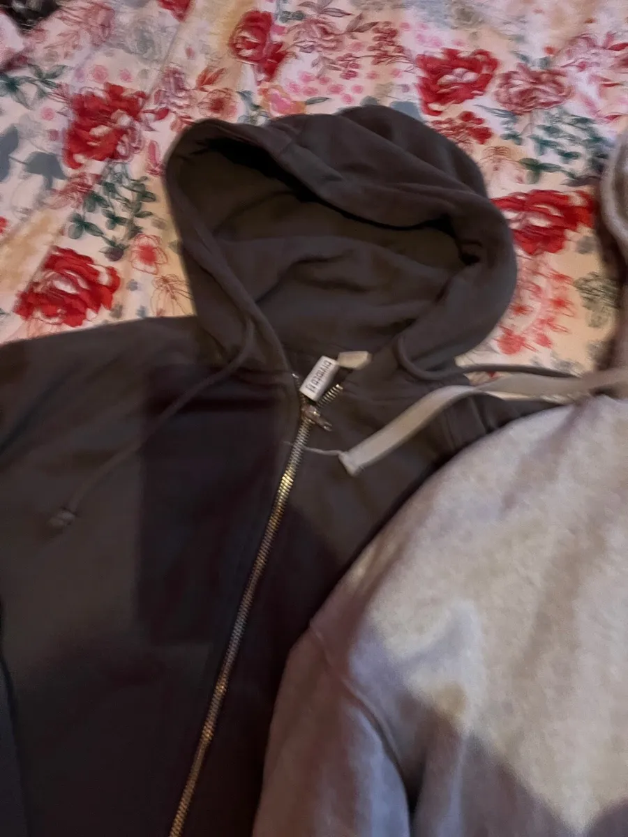 Three H&M hoodies - Image 2