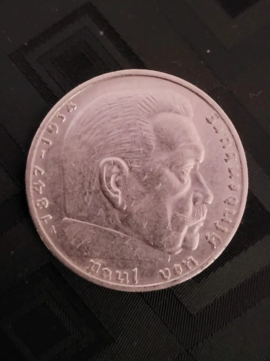 Silver 3RD REICH WW2 2 Mark coins - Image 3