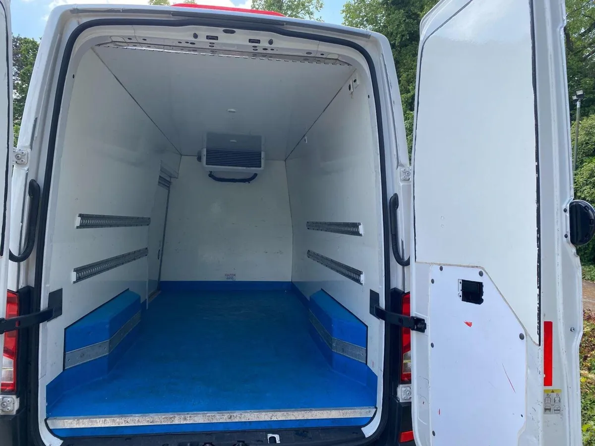 Volkswagen Crafter fridgevan with standby - Image 3