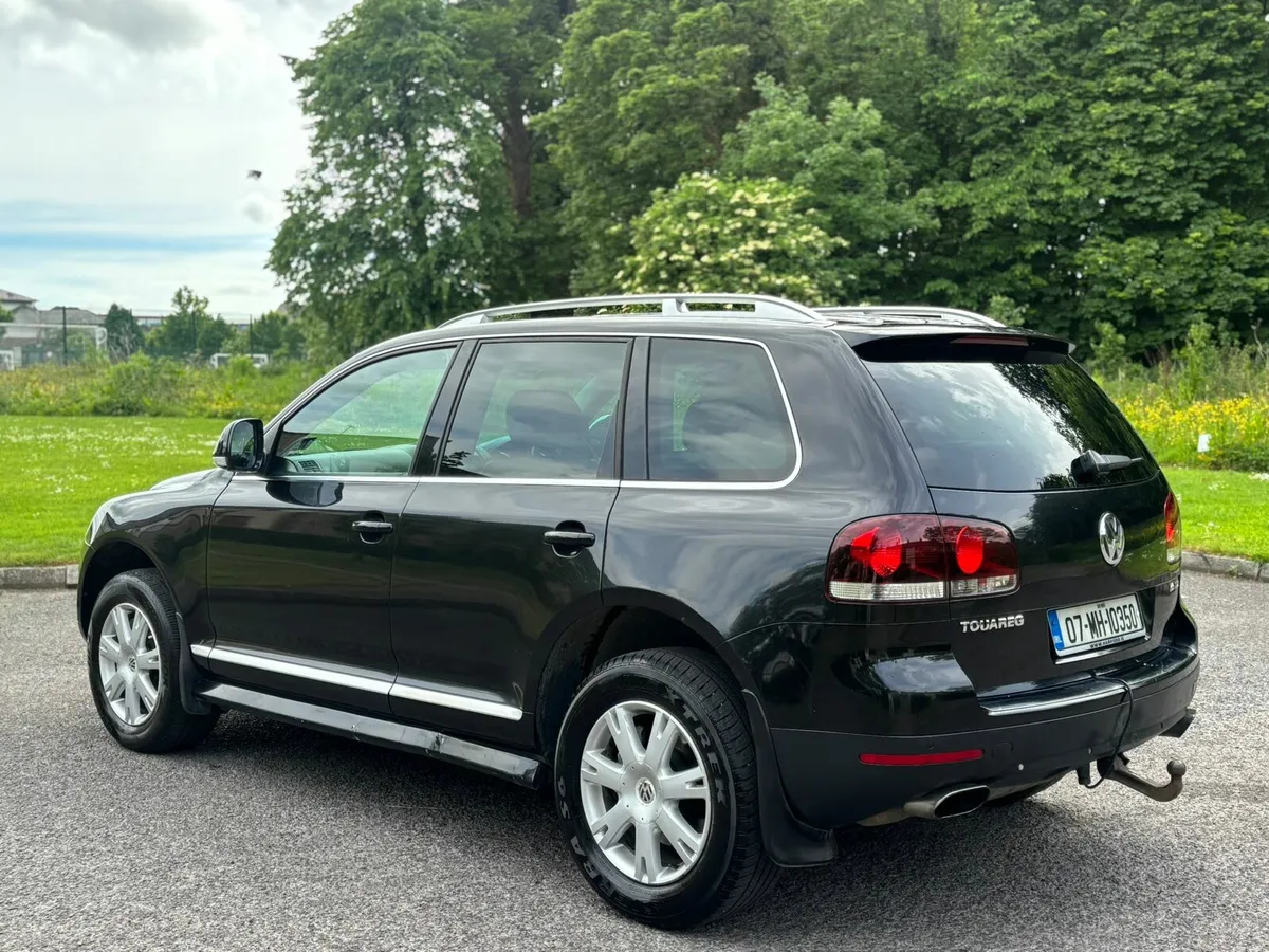 Touareg 3.0Tdi crewcab 5 seats - Image 2