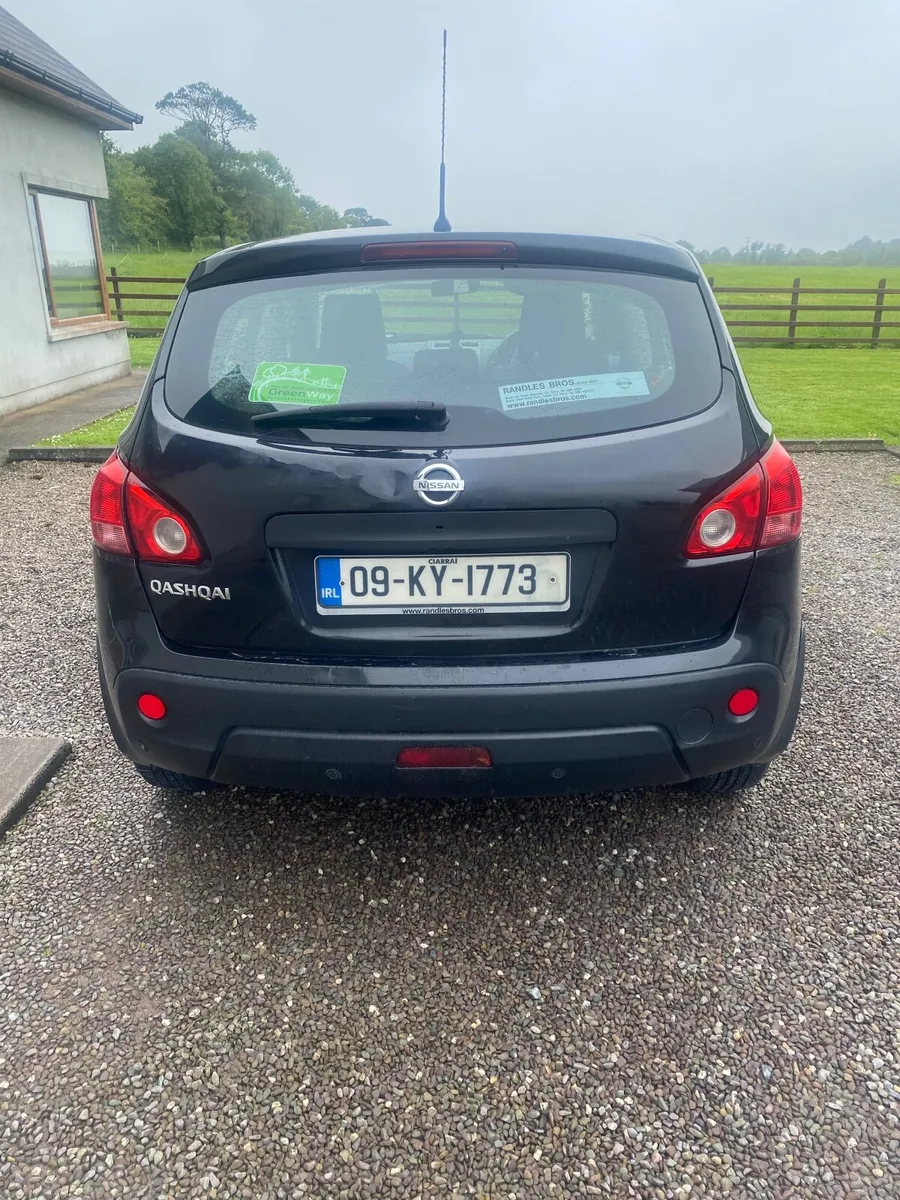 Nissan Qashqai 2009 - Image 3
