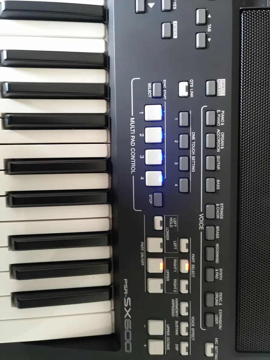 Yamaha keyboard - Image 2