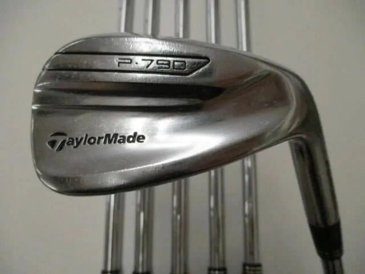 TaylorMade P790 Irons 5-PW - Image 2