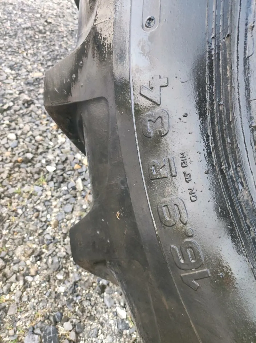 Tractor tyre and tube 16.9 34
Taurus Radial tyre - Image 4