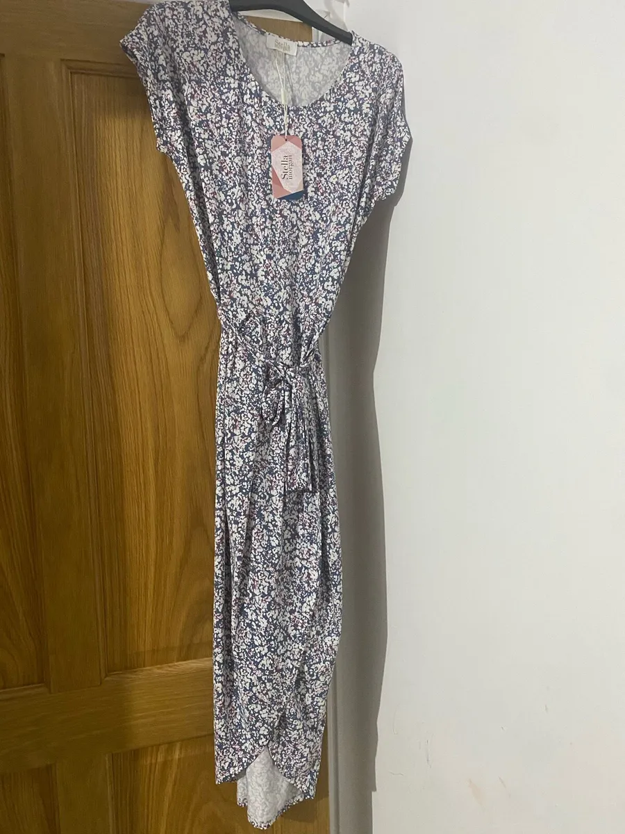 Dress new with tags - Image 2