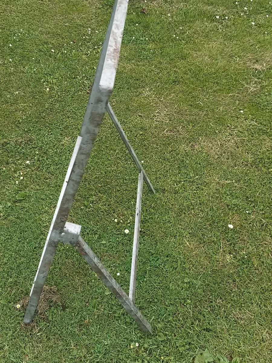 Old road sign frame - Image 4