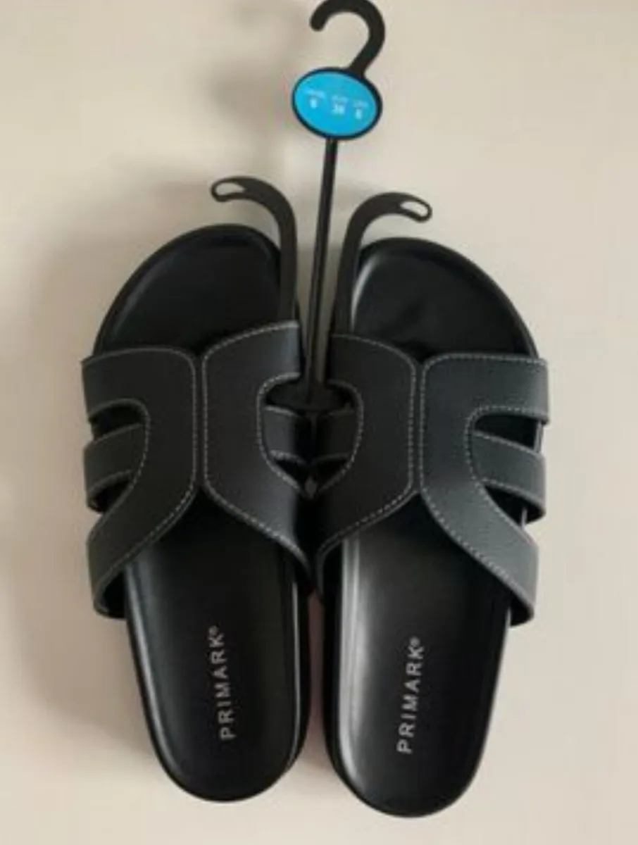 BRAND NEW Ladies Sandals Shoes Summer - Image 3