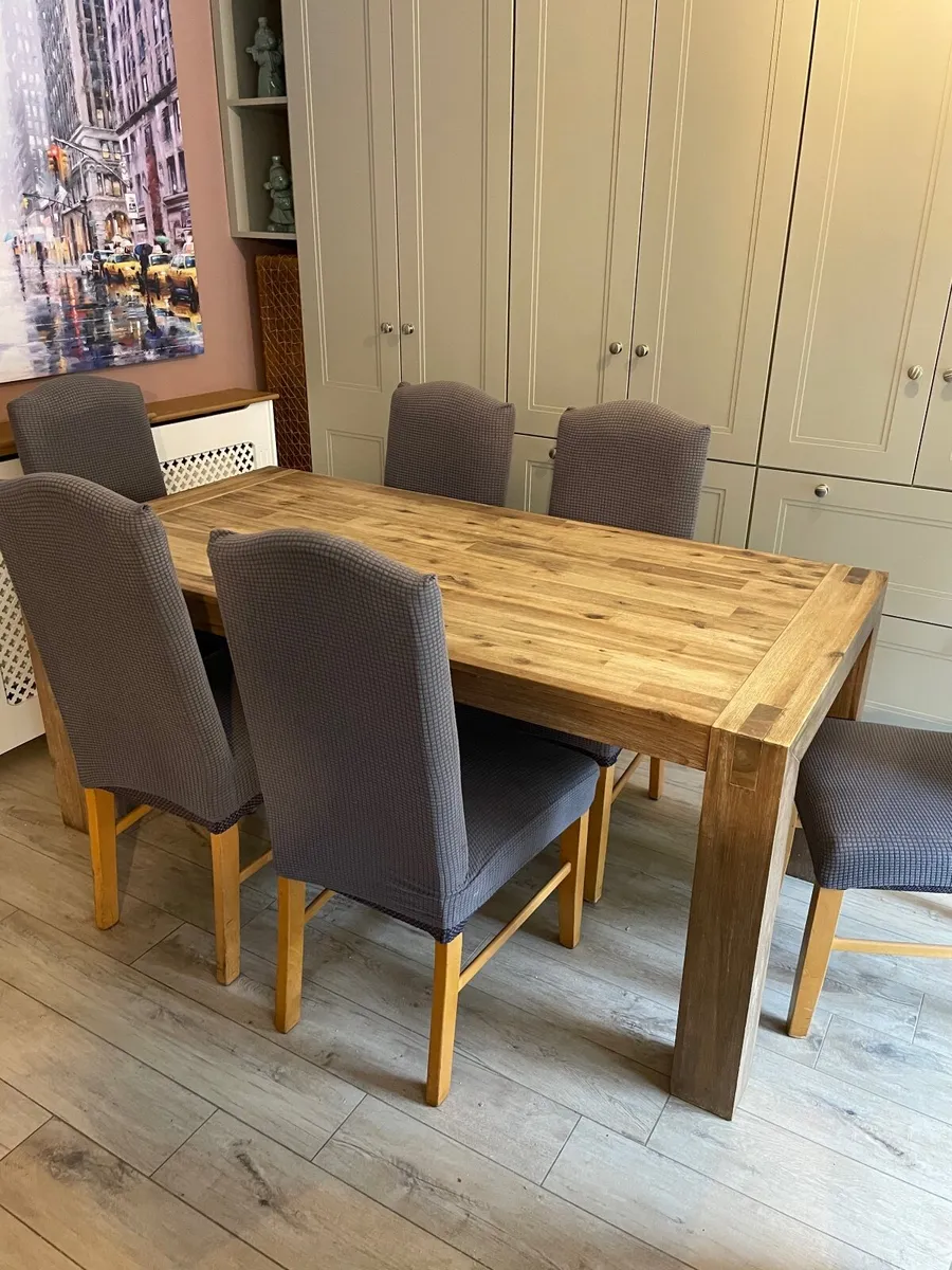 Kitchen table & chairs - Image 1