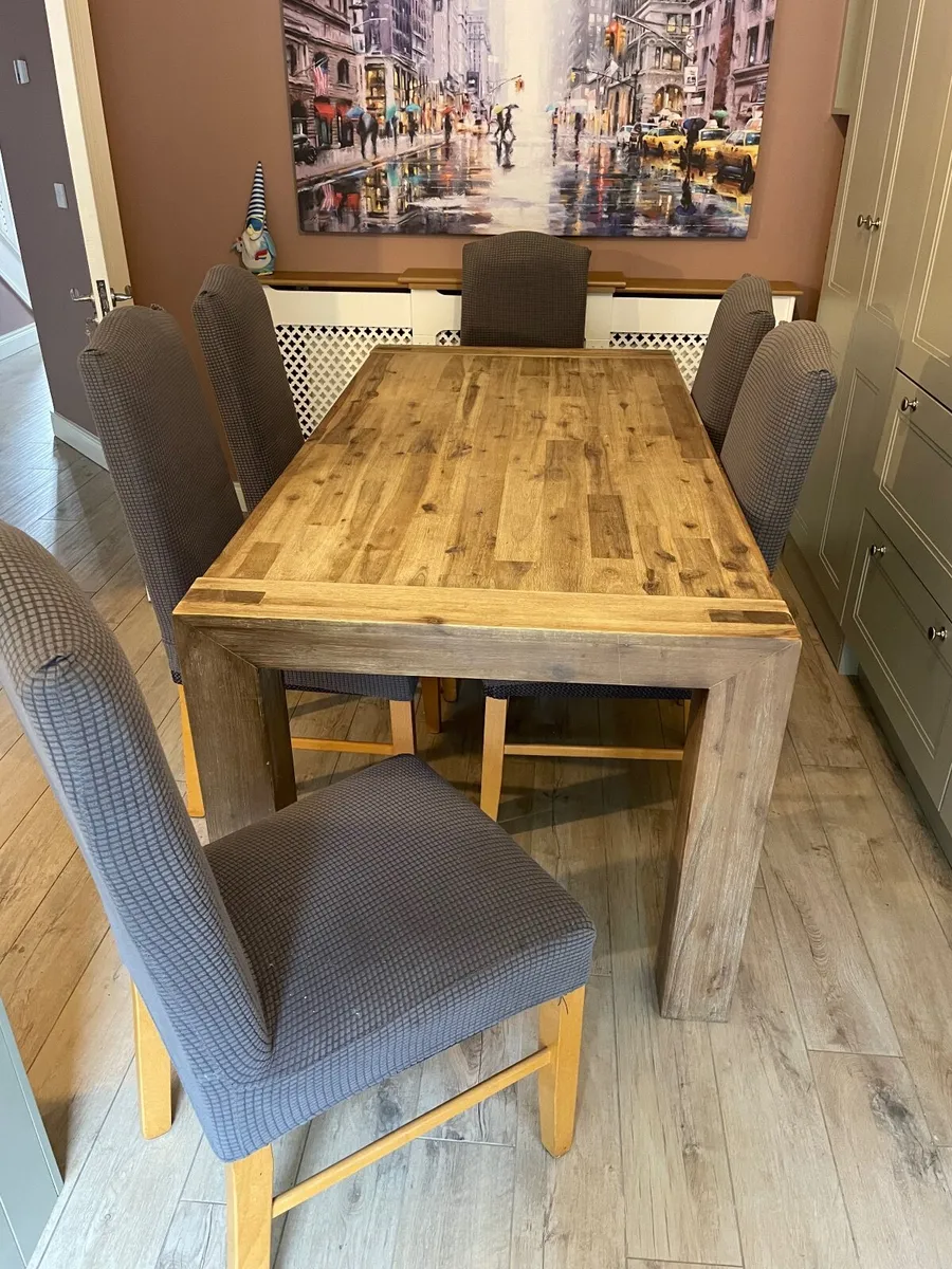 Kitchen table & chairs - Image 2