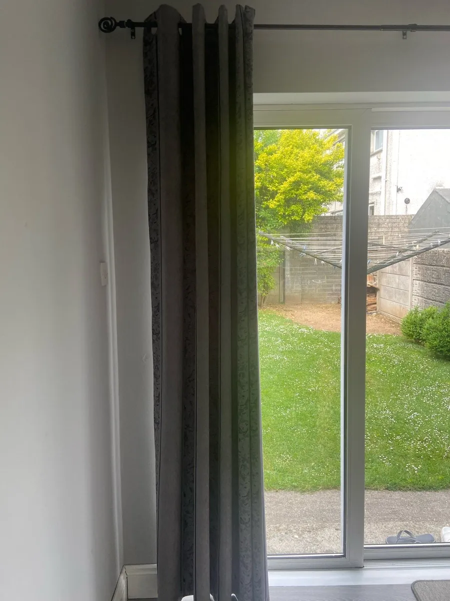 Thermal  grey curtain - Image 2