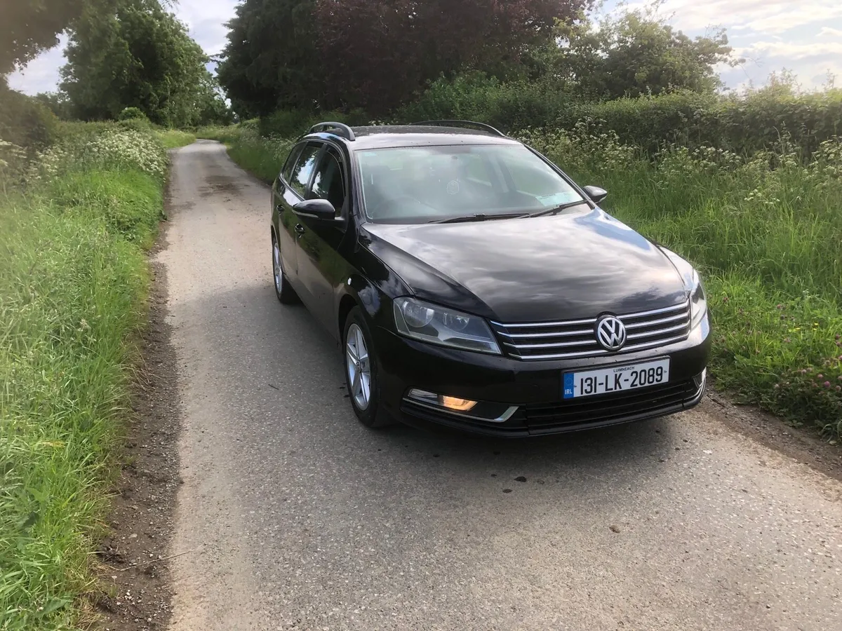 VW Passat 1.6 Estate - Image 2