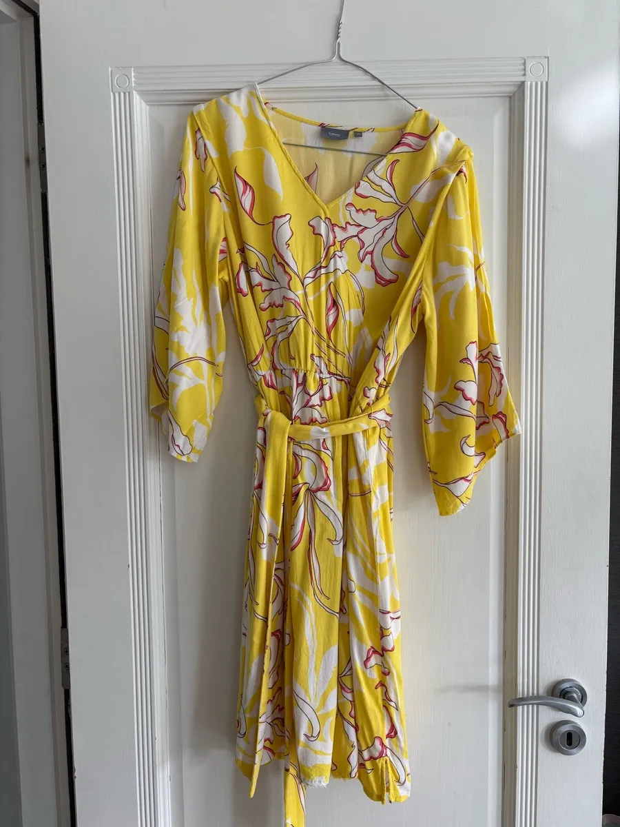 B Young dress - Image 1