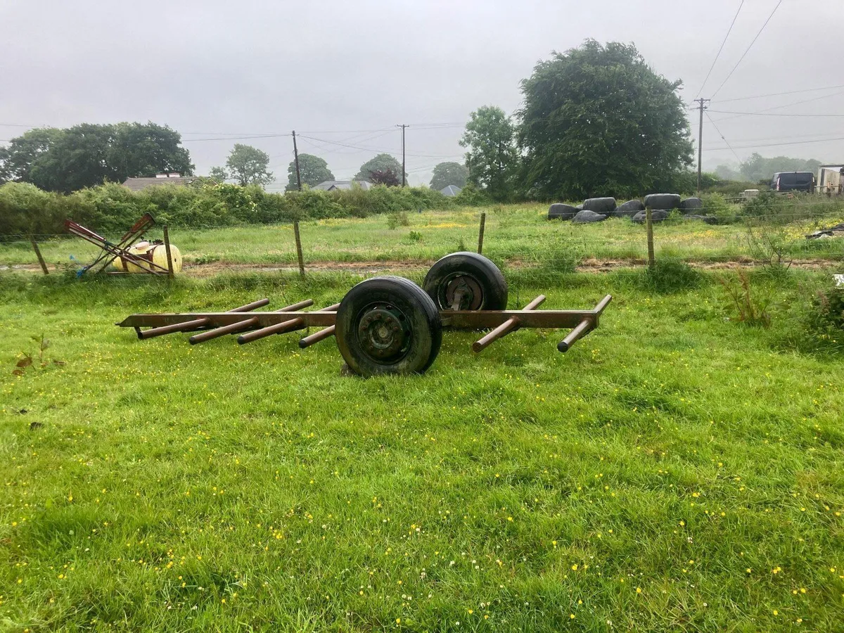 Bale trailer - Image 2